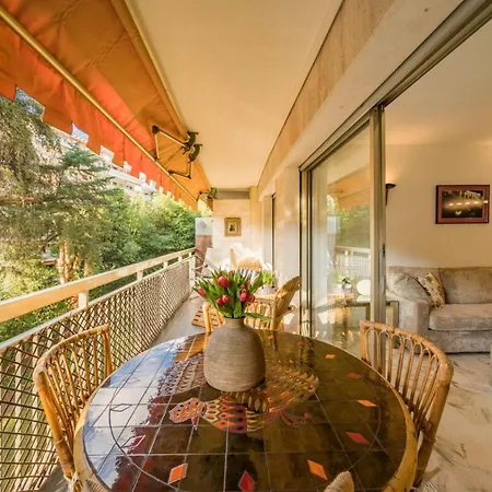 Brand New 2 Bedrooms 3min Walk To The Croisette Cannes